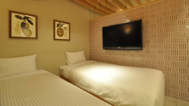 가와사키에 위치한 네스트 호텔 오르토 가와사키 에키마에(Nest Hotel Orto Kawasaki Ekimae)는 하네다 공항과 가까워 관광과 비즈니스에 최적의 입지를 자랑합니다!