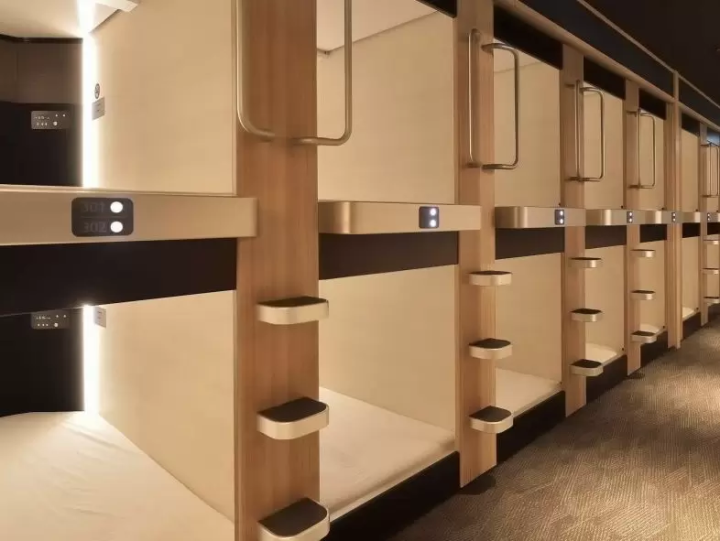 HOTEL J-SHIP 膠囊飯店 大阪難波