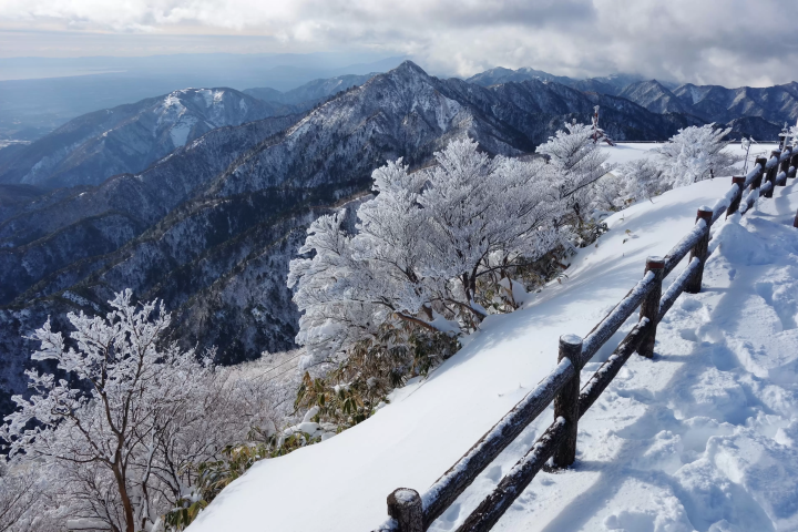 Mie - Beautiful Japanese Snow Scenery | Enjoy the Snow Scenery on the Gozaisho Ropeway