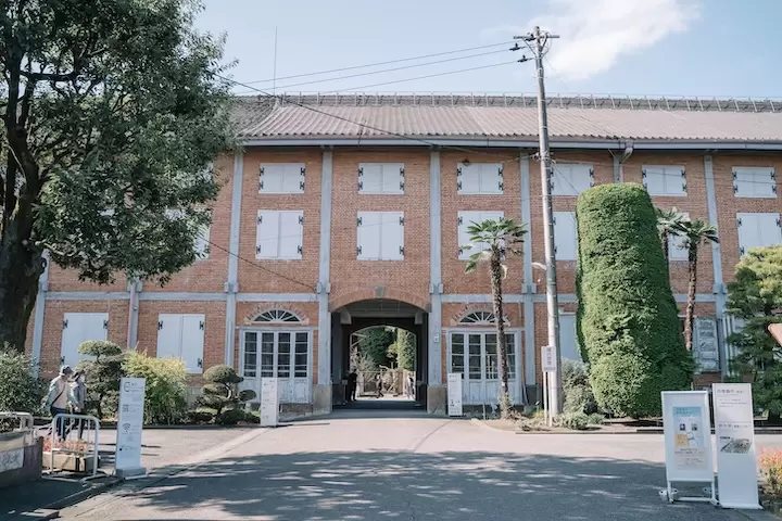 A half-day itinerary for exploring Kengo Kuma's architecture in Tomioka , a World Heritage town