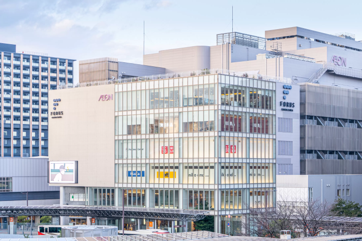 【Ngay cạnh ga Kanazawa】Giới thiệu trung tâm mua sắm Kanazawa Forus! Trải nghiệm cùng lúc các thương hiệu nổi tiếng, quà lưu niệm và ẩm thực địa phương