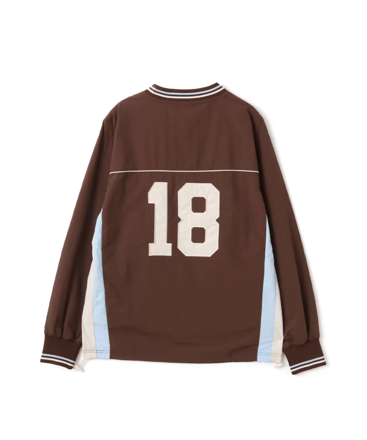 Introducing popular women's sneaker models and stores to enjoy at atmos pink!