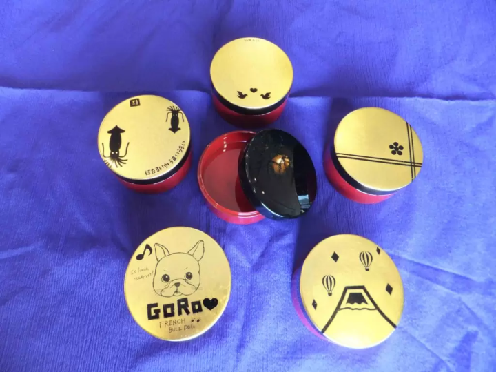 在“Gold Leaf Craft Tajima”體驗金箔工藝 