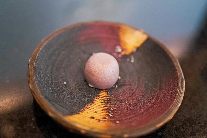 "A Story Residing in a Single Manju": A Manju Tasting Experience with Audio Guide at Dogo Onsen