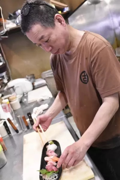 [메이테쓰 나고야 역에서 전철로 30분] 아이치 1위 미식 작가와 함께 도코 도코나메 의 미식 문화를 탐험해 보세요