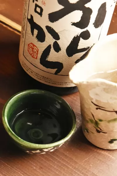 [메이테쓰 나고야 역에서 전철로 30분] 아이치 1위 미식 작가와 함께 도코 도코나메 의 미식 문화를 탐험해 보세요