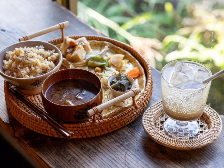 [นั่งรถไฟจากสถานี Meitetsu โทโคนาเมะ เพียง 30 นาที!] สถานที่ที่คู่รักต้องมาเยือน! สถานที่เดทแนะนำ จังหวัดไอจิ