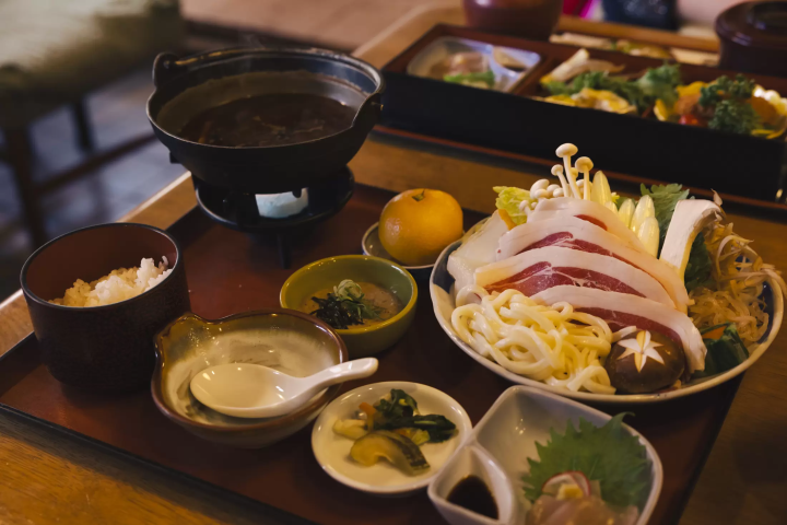 颠覆想象的丰田：不只有汽车，还有发酵饮食、自然、生活文化