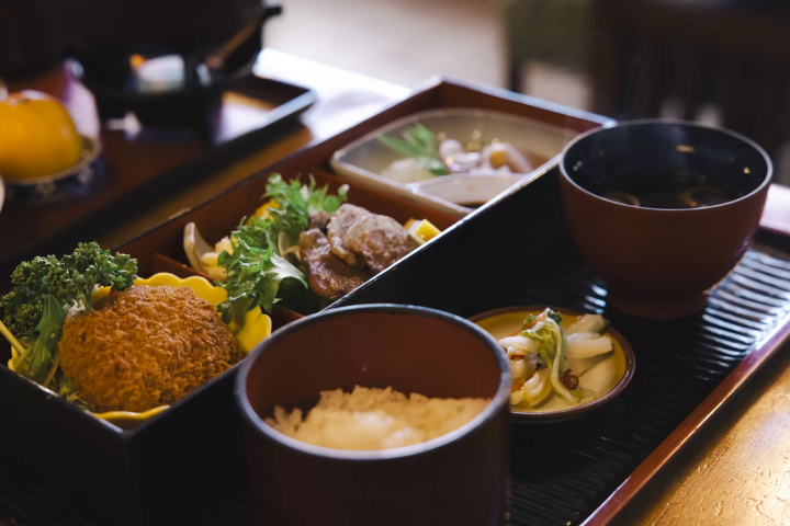 颠覆想象的丰田：不只有汽车，还有发酵饮食、自然、生活文化