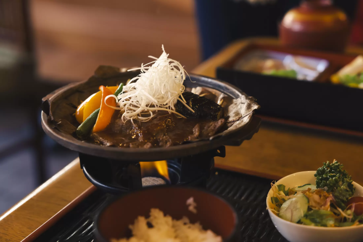 颠覆想象的丰田：不只有汽车，还有发酵饮食、自然、生活文化