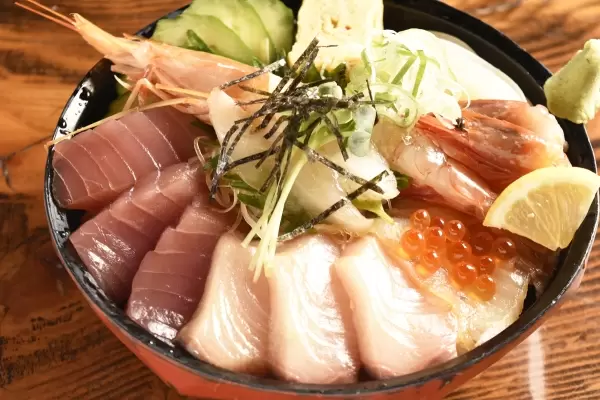 [메이테쓰 나고야 역에서 전철로 30분] 아이치 1위 미식 작가와 함께 도코 도코나메 의 미식 문화를 탐험해 보세요