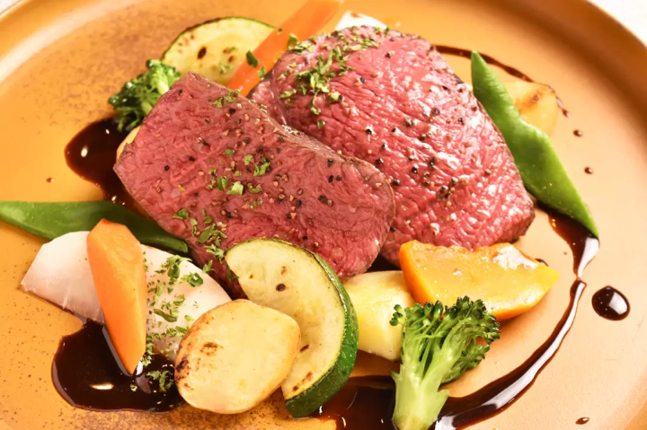 [메이테쓰 나고야 역에서 전철로 30분] 아이치 1위 미식 작가와 함께 도코 도코나메 의 미식 문화를 탐험해 보세요