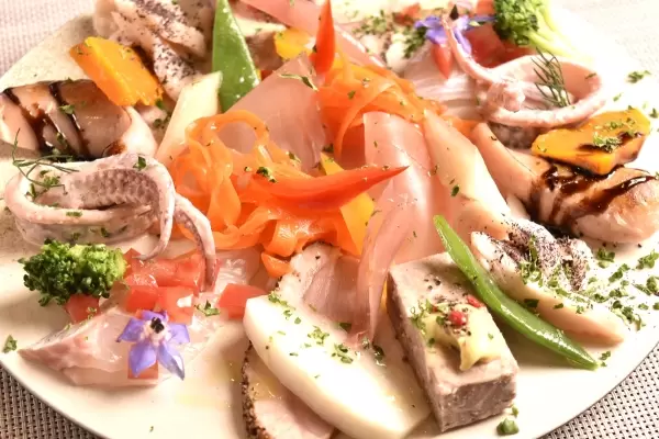 [메이테쓰 나고야 역에서 전철로 30분] 아이치 1위 미식 작가와 함께 도코 도코나메 의 미식 문화를 탐험해 보세요