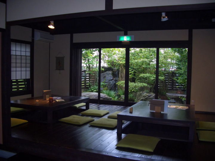 Experience Premium Matsusaka Tea in a Unique Day Trip through Stunning Nature