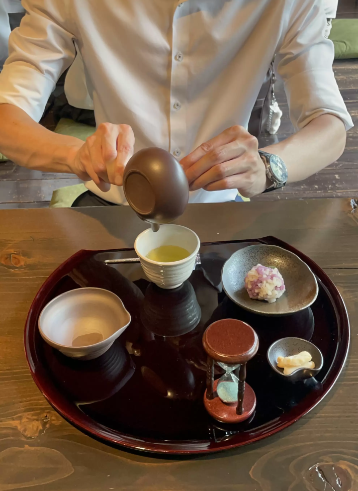 Experience Premium Matsusaka Tea in a Unique Day Trip through Stunning Nature