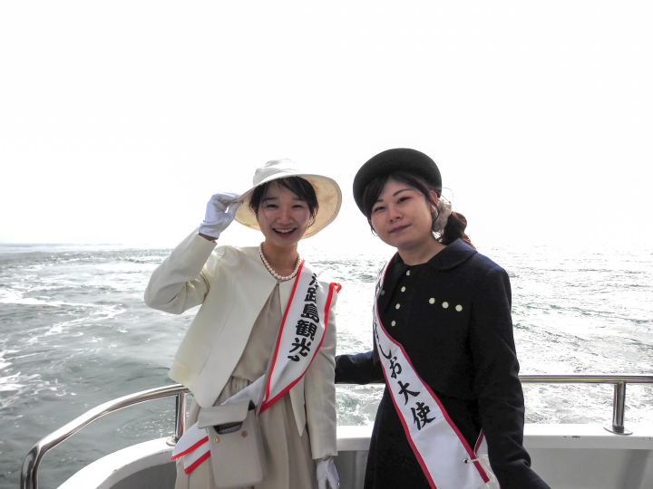 [ Naruto City, Tokushima Prefecture ] Experience the world's largest whirlpools up close on a sightseeing boat at the Spring Whirlpool Festival!