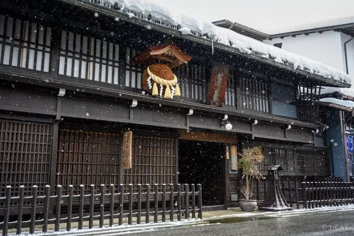 7 Best Sake Brewery Tours in Japan: Kyoto, Tokyo, and Beyond