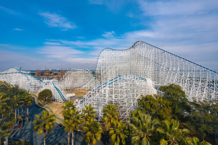 How to Get to Nagashima Spaland from Nagoya Station: Direct Bus Guide (50 Mins)