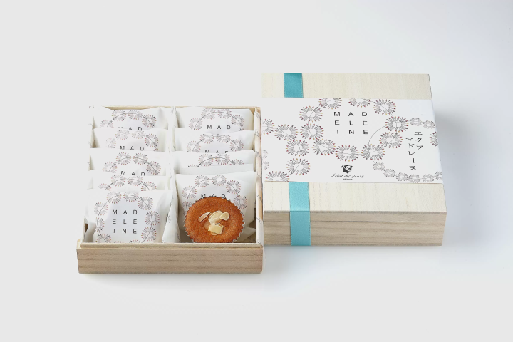 If you're looking to buy souvenirs in Toyosu, try Eclat de Jour. A summary of Japanese New Year's culture and baked goods