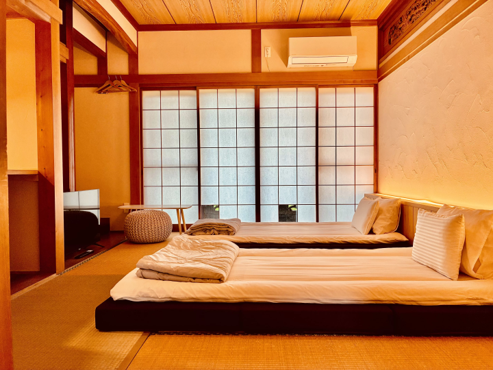 入住精心挑选的旅馆 Kinoiro Minimal，您可以欣赏田园诗般的风景和繁星点点的夜空——这是您四国之旅的必游之地！