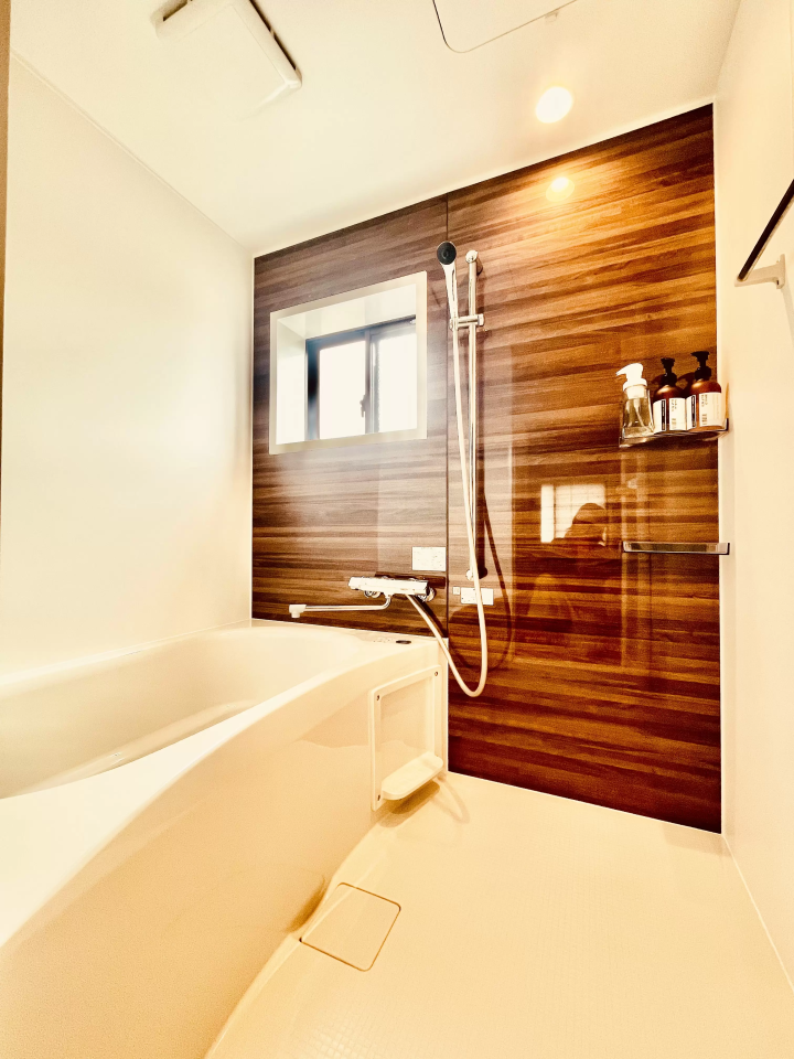 入住精心挑选的旅馆 Kinoiro Minimal，您可以欣赏田园诗般的风景和繁星点点的夜空——这是您四国之旅的必游之地！