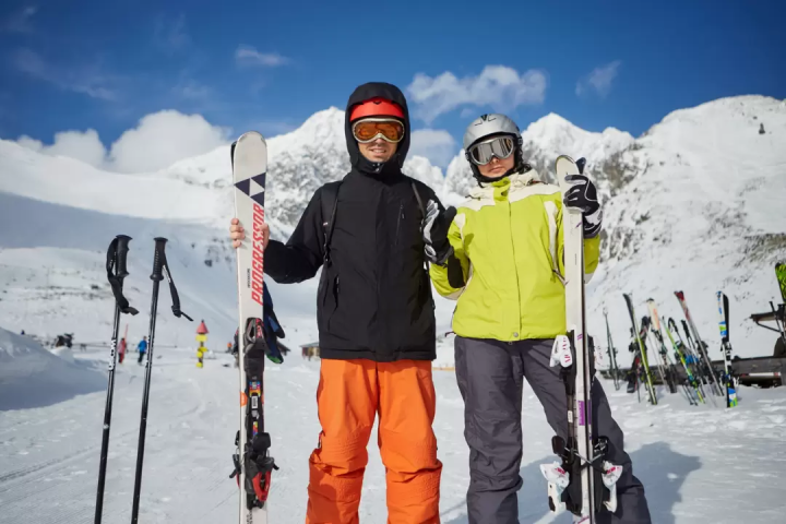 Ski Trips for Beginners from Tokyo | 3 Safe Bus Tours