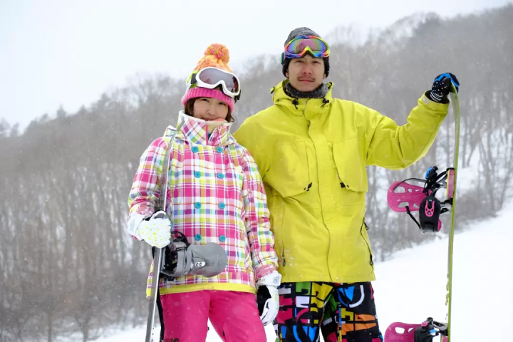 東京出發的滑雪巴士之旅 | 早晚均有發車，並提供帶翻譯導遊的旅行團