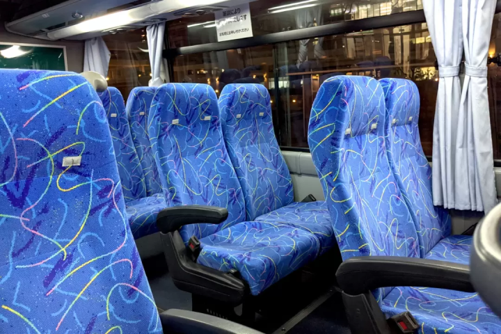 東京出發的滑雪巴士之旅 | 早晚均有發車，並提供帶翻譯導遊的旅行團