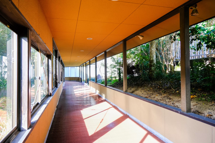 塩化物泉の“塩のベール”に包まれる美肌湯「さぎの湯温泉」の日帰り＆宿泊ガイド