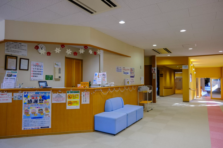 塩化物泉の“塩のベール”に包まれる美肌湯「さぎの湯温泉」の日帰り＆宿泊ガイド