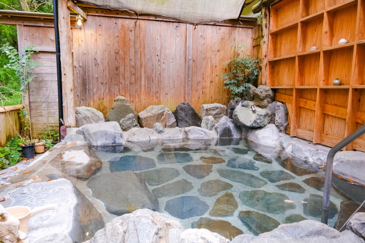 【靜岡秘境】梅島溫泉鄉完全指南：探訪三大名湯、在地美食與絕景瀑布（日歸・住宿推薦）