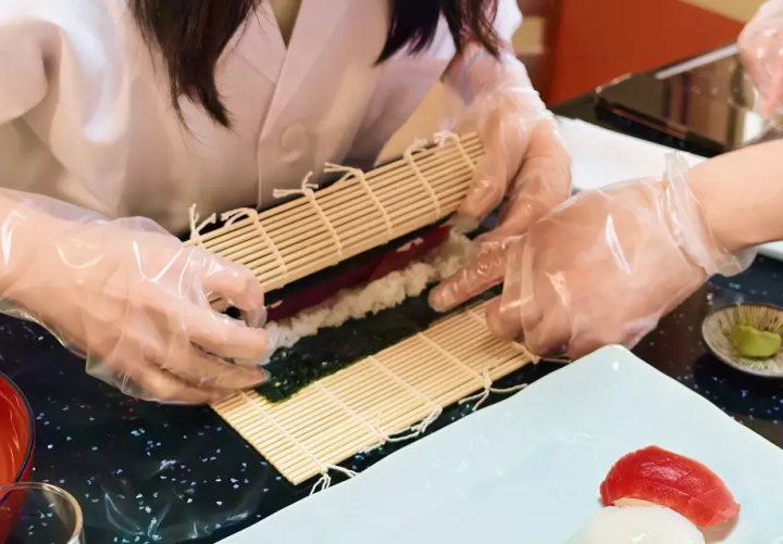 つくる、味わう、祝う。菰樽から広がる、日本の酒と食の文化　【菰樽作りと食体験】