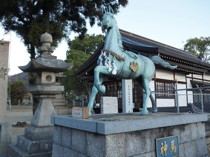 2026 is the Year of the Horse! Pray for good luck and success at Oura Shrine in Okayama Prefecture