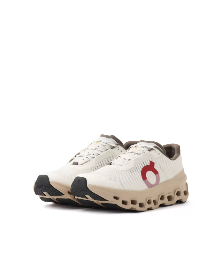 If you're looking to buy sneakers in Japan, head to atmos! We have a lineup of exclusive atmos items!