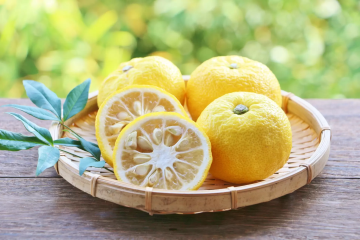 อาหารคลาสสิกสำหรับฤดูหนาวที่ควรลองในญี่ปุ่น: หม้อไฟ โอเด็น และขนมหวานฤดูหนาว