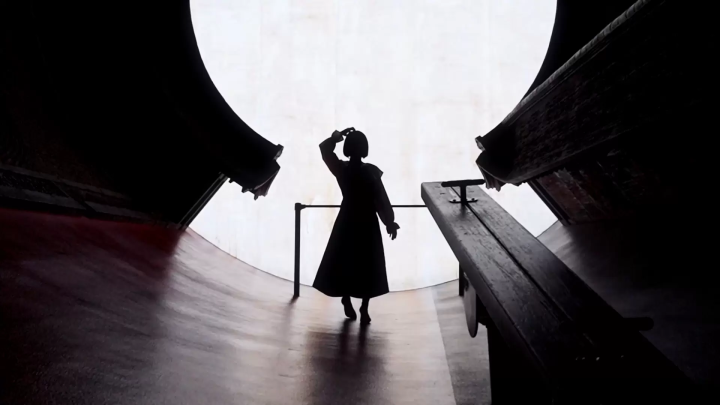 © 1994 กองมรดกของมาเดลีน กินส์ เผยแพร่ซ้ำโดยได้รับอนุญาตจากกองมรดกของมาเดลีน กินส์ 