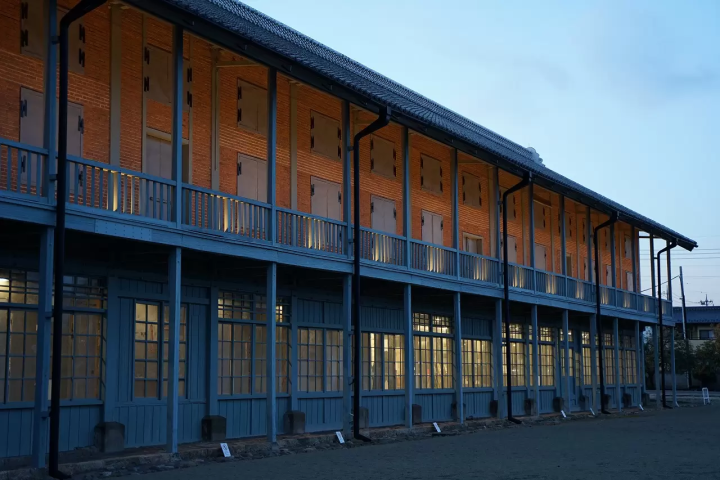 Stroll around Tomioka in a hakama! 4 recommended hakama from the long-established Asaya Kimono Store