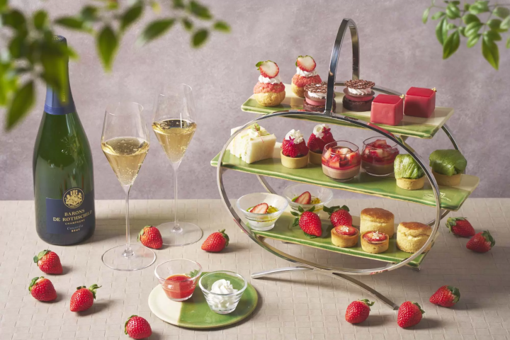 Okinawa[Limited Time Offer] Enjoy a special and heart-warming moment with Ginoza Strawberry Afternoon Tea