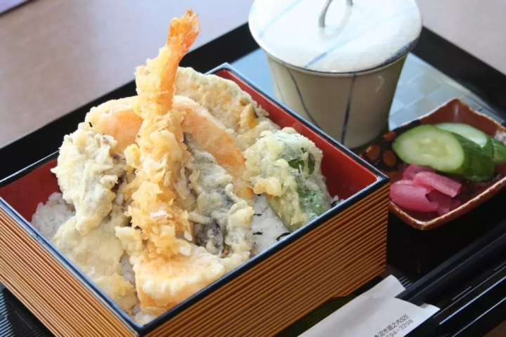 【魚沼的芝櫻】以越後三山為背景鋪展而開的粉紅地毯！花・綠・雪之里—芝櫻賞花指南