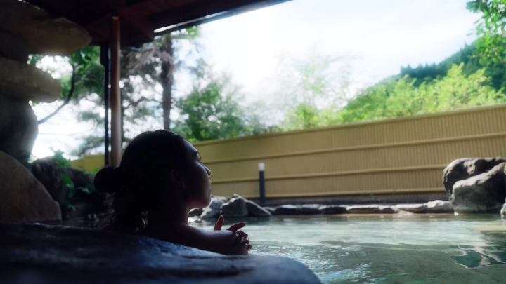 Okayama Hot Springs & Ryokan Feature Articles| Experience the Four Seasons and Relax in the Mimasaka Santo (Three Hot Springs of Mimasaka)(Okutsu, Yunogo, and Yubara)