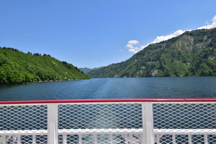 니가타 현 뒤쪽에 다다미 에서 무엇을 할까요? 어른과 아이 모두 즐길 수 있는 7가지 활동을 소개합니다.