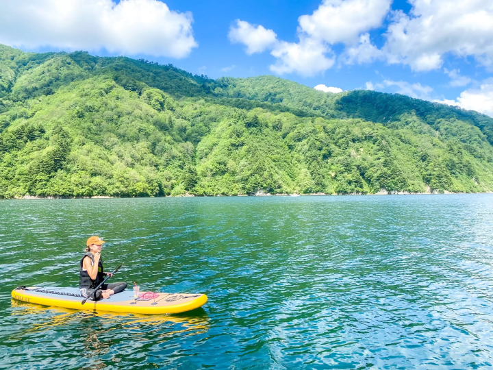 니가타 현 뒤쪽에 다다미 에서 무엇을 할까요? 어른과 아이 모두 즐길 수 있는 7가지 활동을 소개합니다.