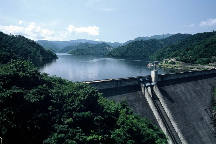 니가타 현 뒤쪽에 다다미 에서 무엇을 할까요? 어른과 아이 모두 즐길 수 있는 7가지 활동을 소개합니다.