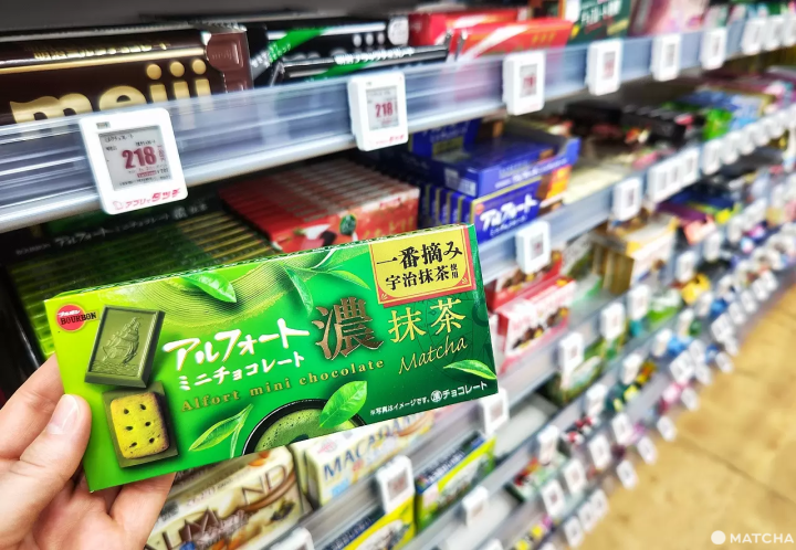 Find Japan’s Best 10 Edible Souvenirs at Bic Camera—Tax-Free