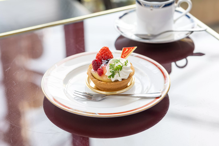 [30 minutes by car from Nagoya] Tokoname strawberry picking and strawberry sweets