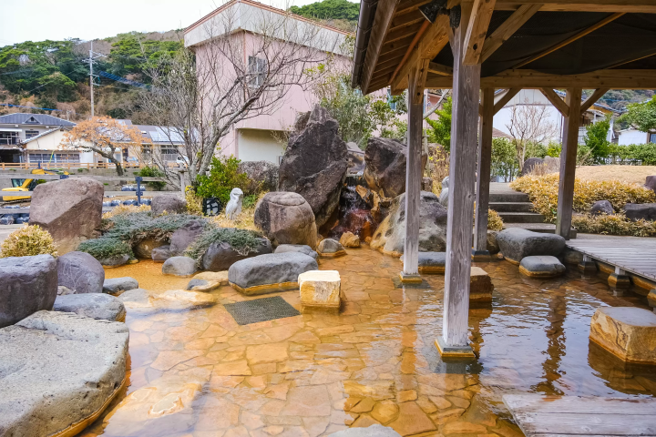 熊本天草下田温泉指南：世界遗产、极致海景与700年秘境汤泉