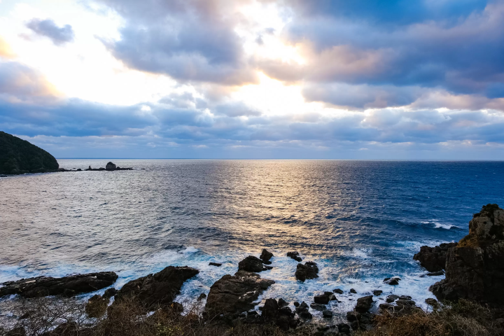 熊本天草下田温泉指南：世界遗产、极致海景与700年秘境汤泉