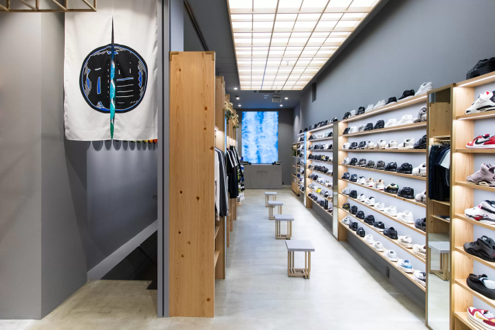 วัฒนธรรมรองเท้าผ้าใบใหม่ล่าสุดของโตเกียว! พื้นที่สุดหรูในธีมยุคเอโดะ "atmos Ginza"