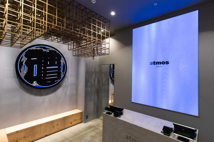 Tokyo's latest sneaker culture! Edo-themed sophisticated space "atmos Ginza"
