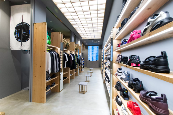 Tokyo's latest sneaker culture! Edo-themed sophisticated space "atmos Ginza"